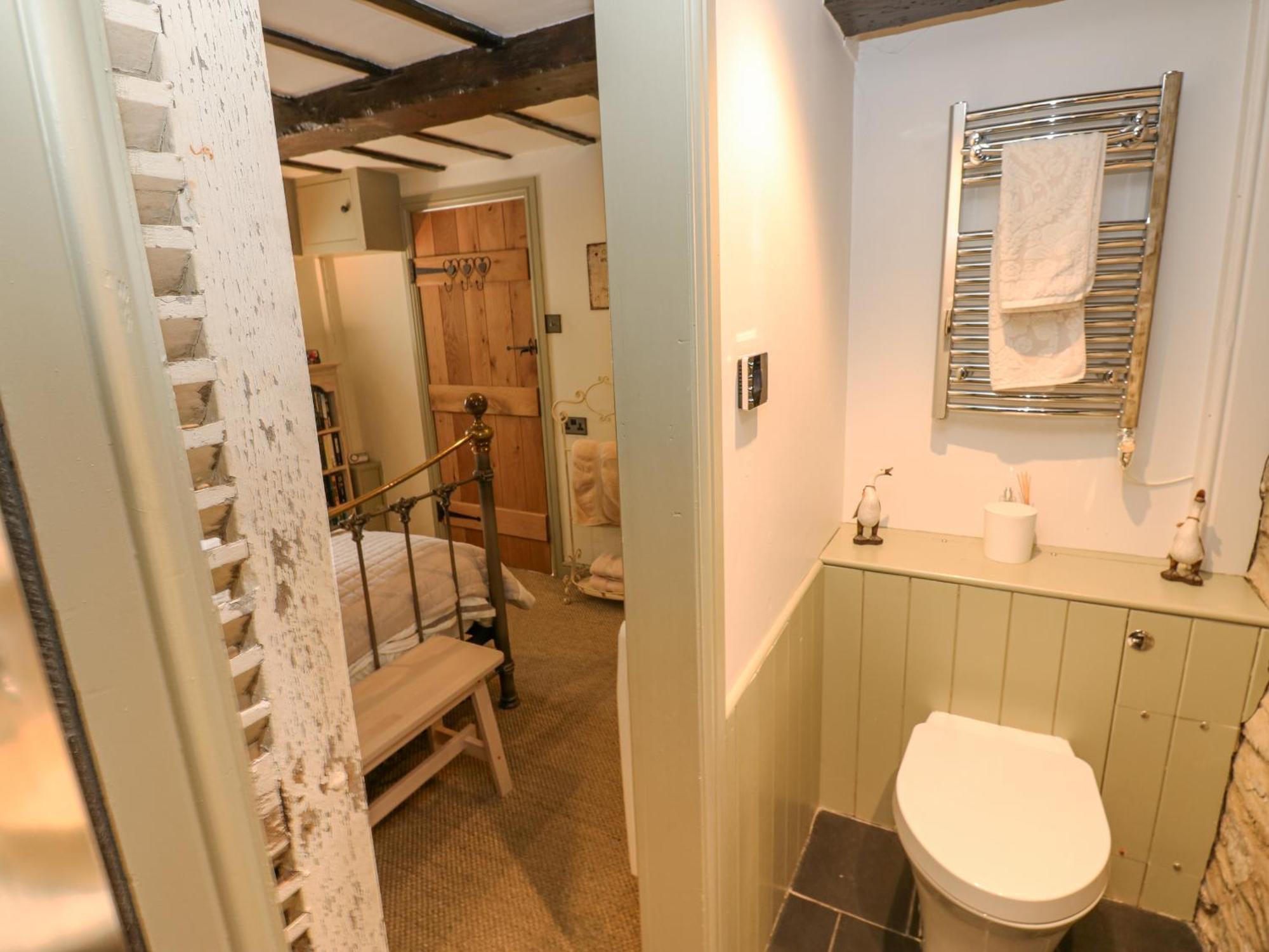 מידלהאם In & Out Cottage מראה חיצוני תמונה