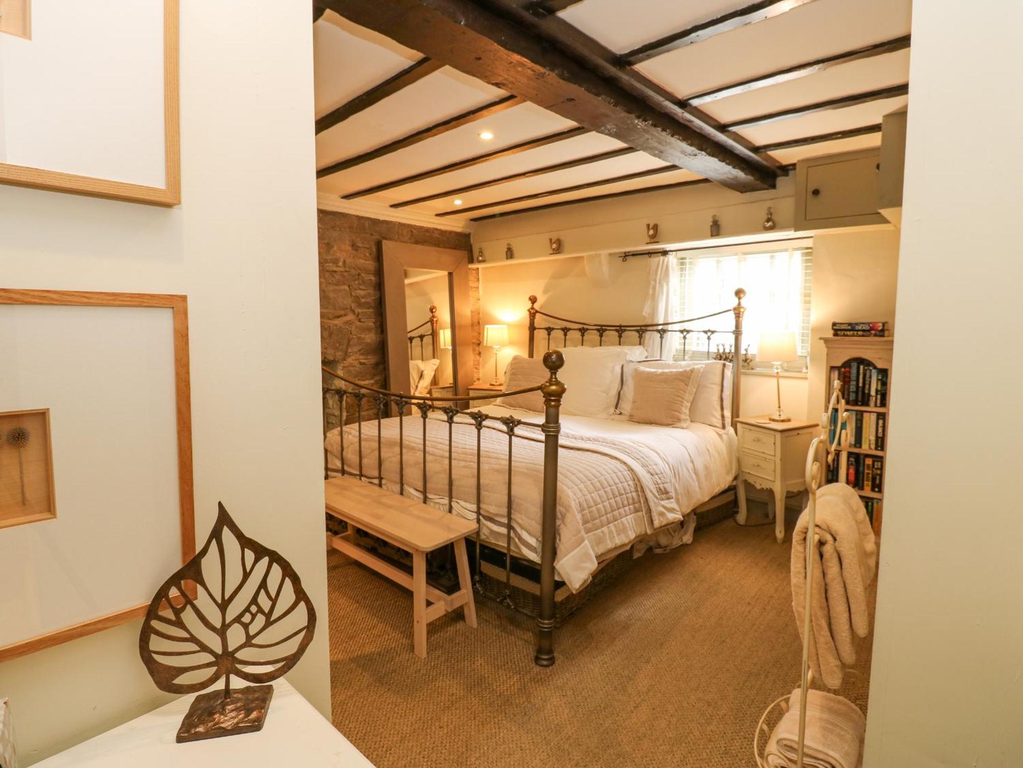 מידלהאם In & Out Cottage מראה חיצוני תמונה